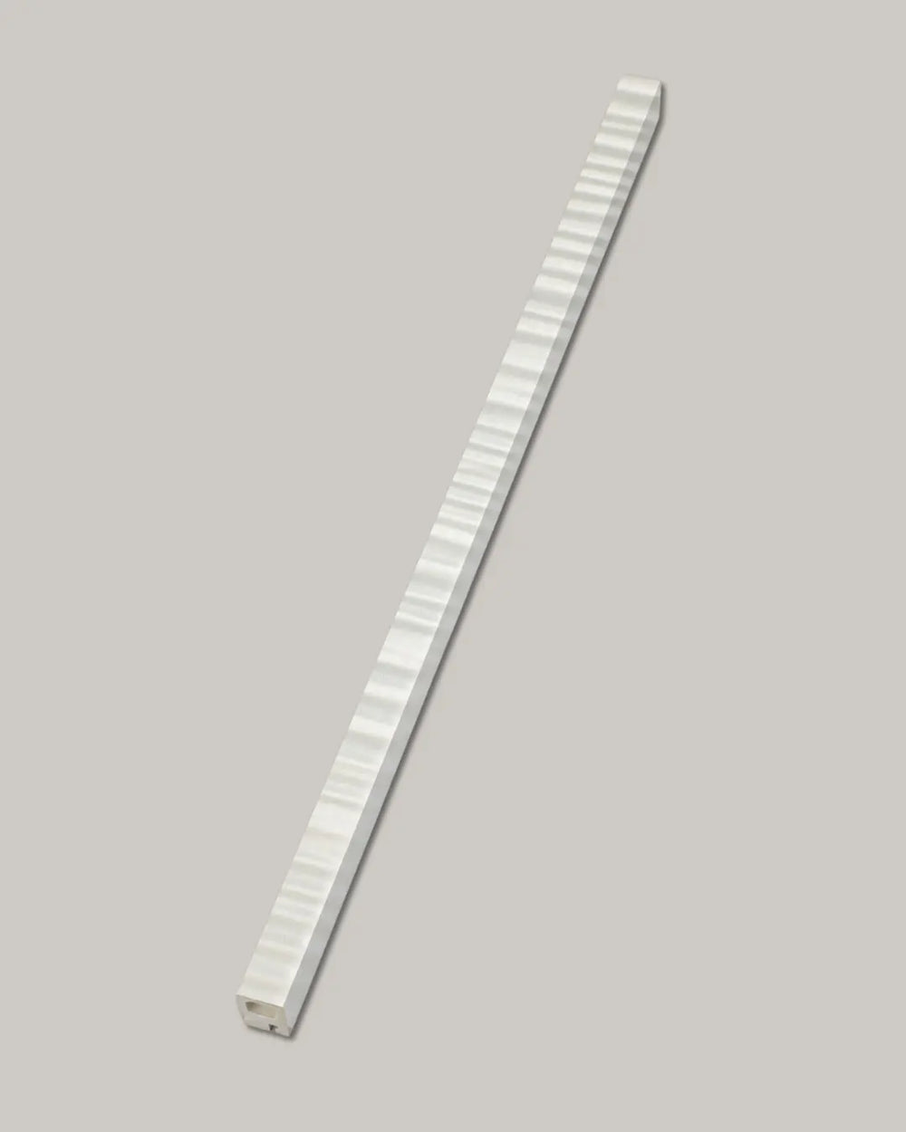 Ice ripple grid corner line trim